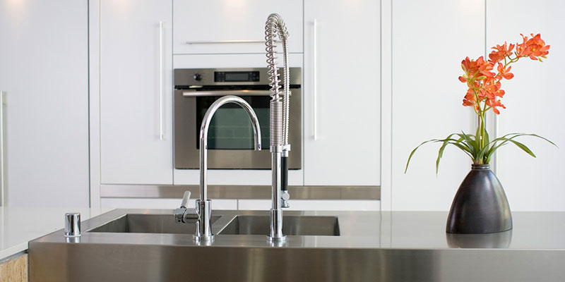 3 Benefits of Stainless Steel Countertops